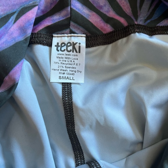 Excellent Condition Teeki Phoenix Rising - Picture 2 of 8